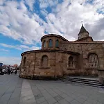 Apartment Arte Y Descanso. Ubicado Al Lado Del Puerto Deportivo, En Pleno Casco Historico-artistico De Cimadevilla Y Entre Dos Principales Playas De Gijon.