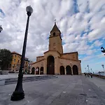 Apartment Arte Y Descanso: Historic Cimadevilla Near Marina And Beaches