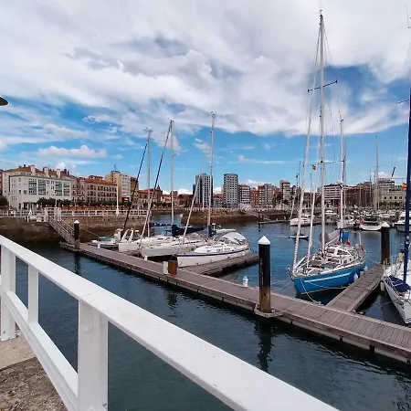 Arte Y Descanso: Historic Cimadevilla Near Marina And Beaches Apartment Gijon
